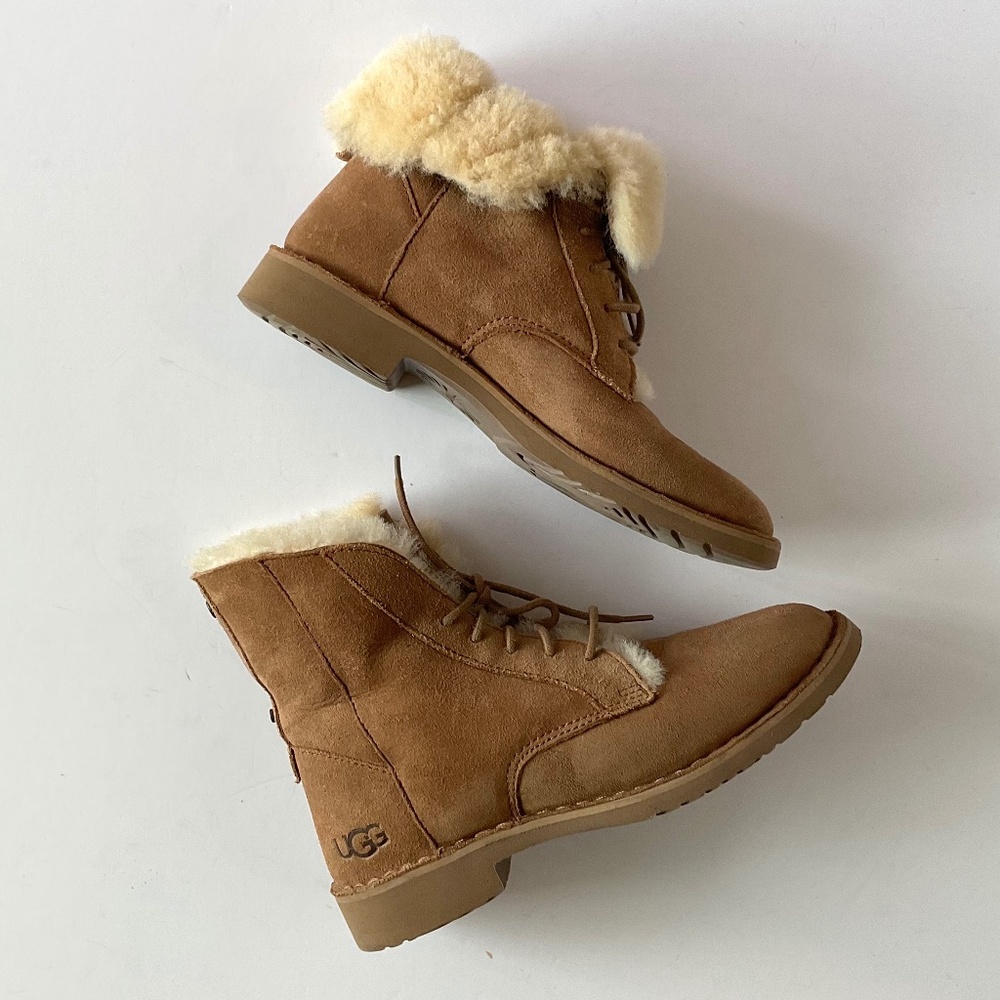 UGG Quincy Boot Chestnut Lace Up Size 6